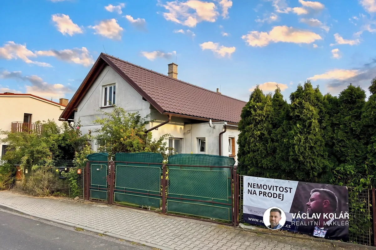 Prodej rodinného domu 87 m², pozemek 3104 m²